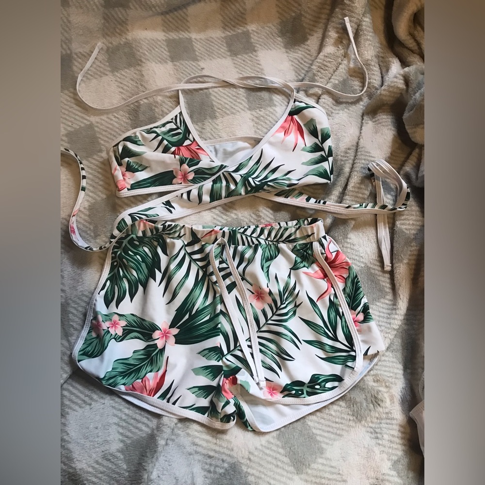 3 peice swimwear